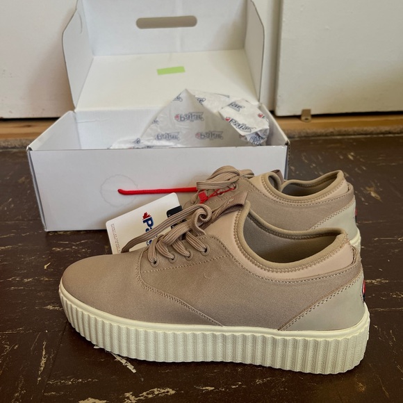 NWT Pajar nude platform sneakers size 10 - Picture 2 of 5